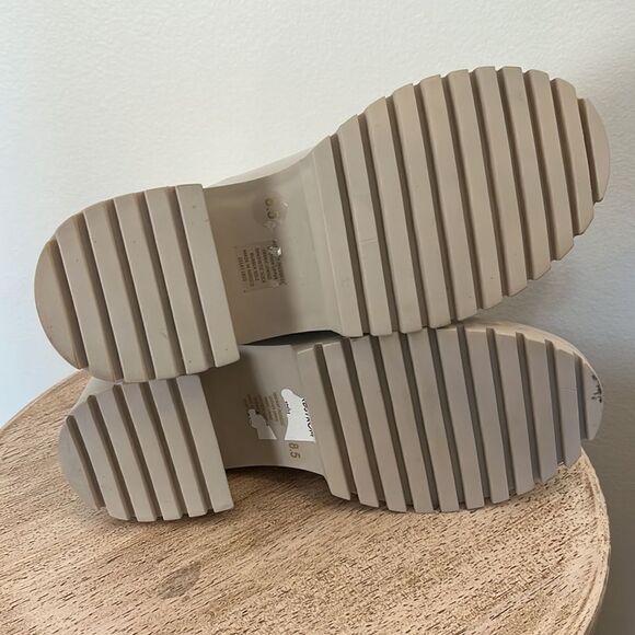 Steve Madden Hesitant Lug Mid Calf Boot Bone Leather Size 8.5 NIB - Picture 11 of 11